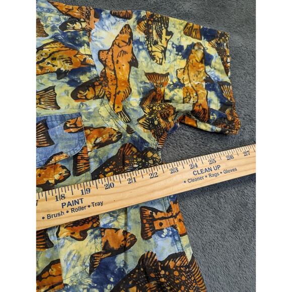 The Days Catch Men's Fishing Shirt Short Sleeve Vented Fish Print All Over Sz M - Picture 3 of 9